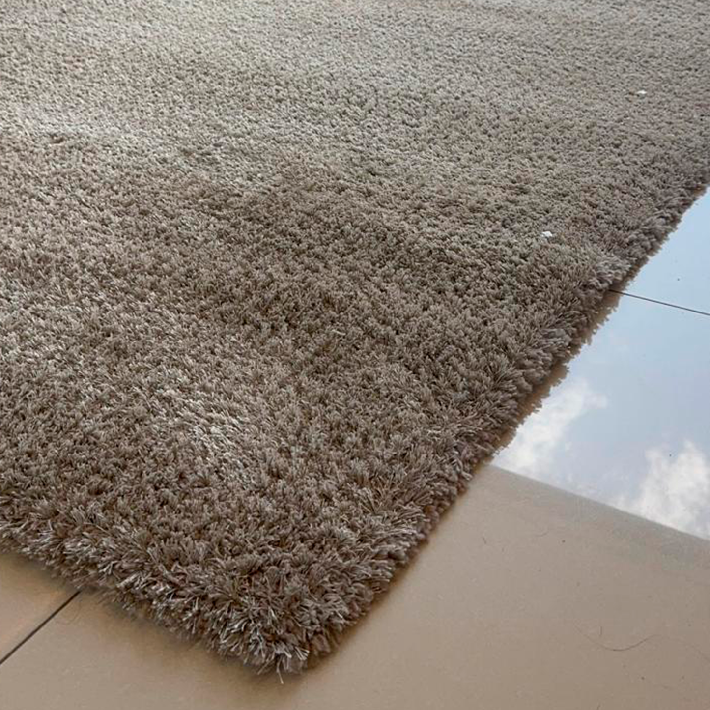 Alfombra color arena
