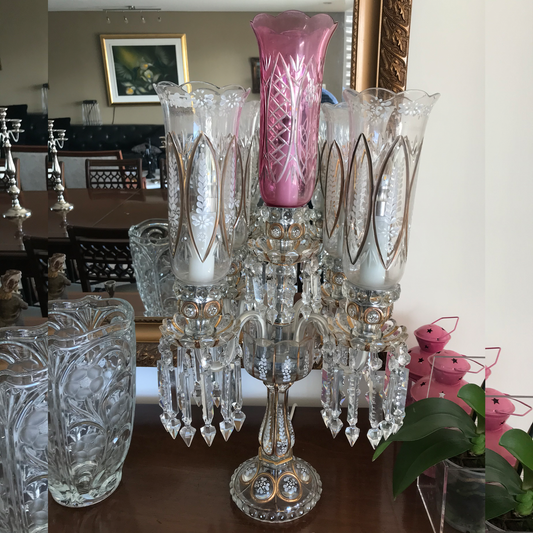 Lámpara de mesa tipo candelabro de cristal