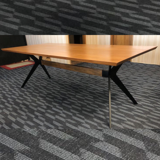 Mesa Comedor de Kare