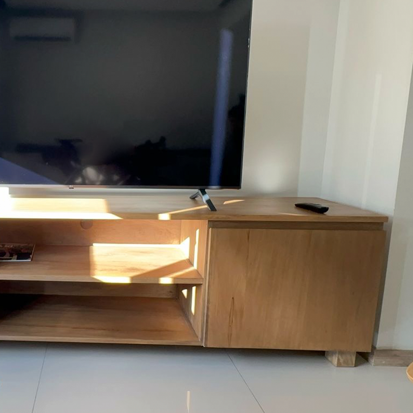 Mueble para TV de madera