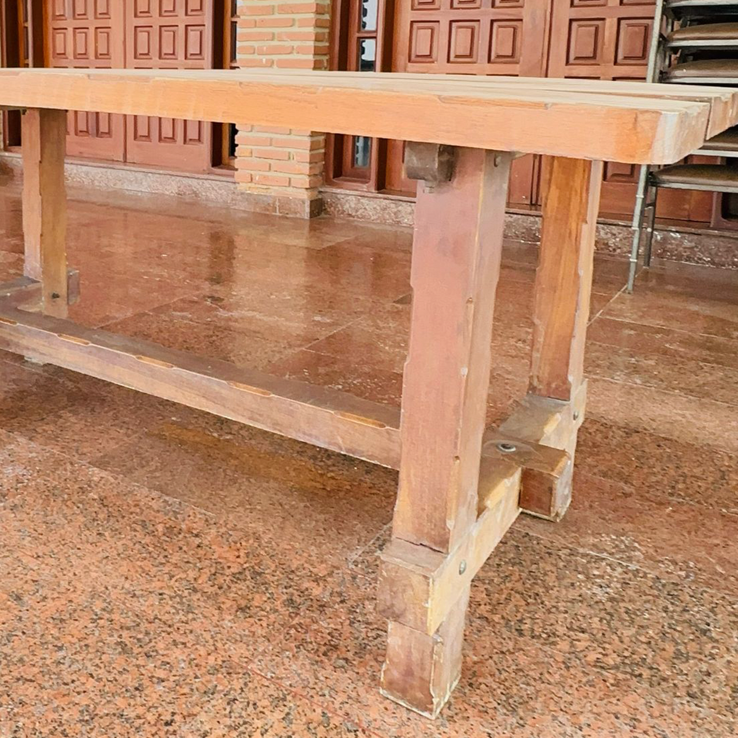 Mesas de madera de tajibo