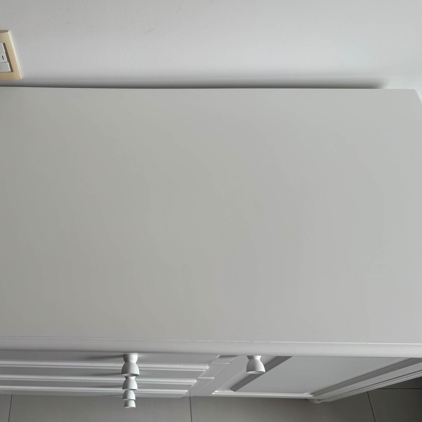 Cómoda blanca “La vie”