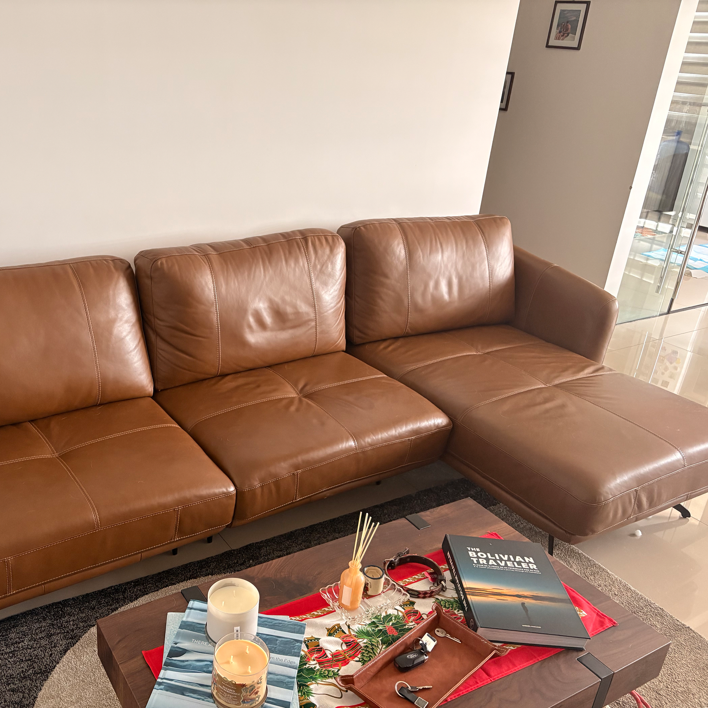 Sofá de cuero en L color Capuccino